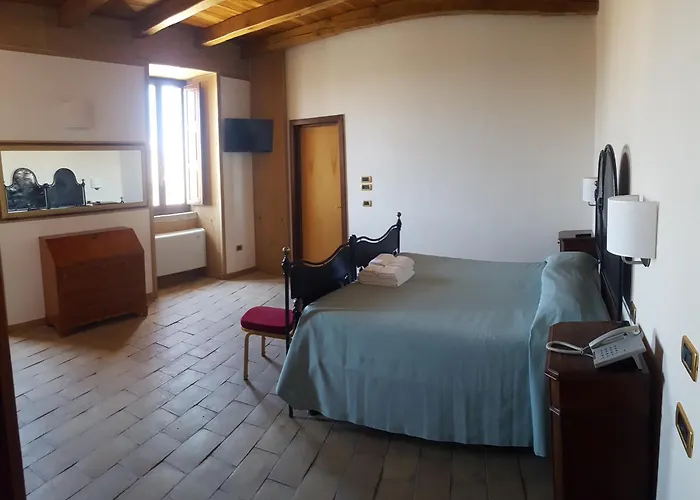 S. Martin Hotel