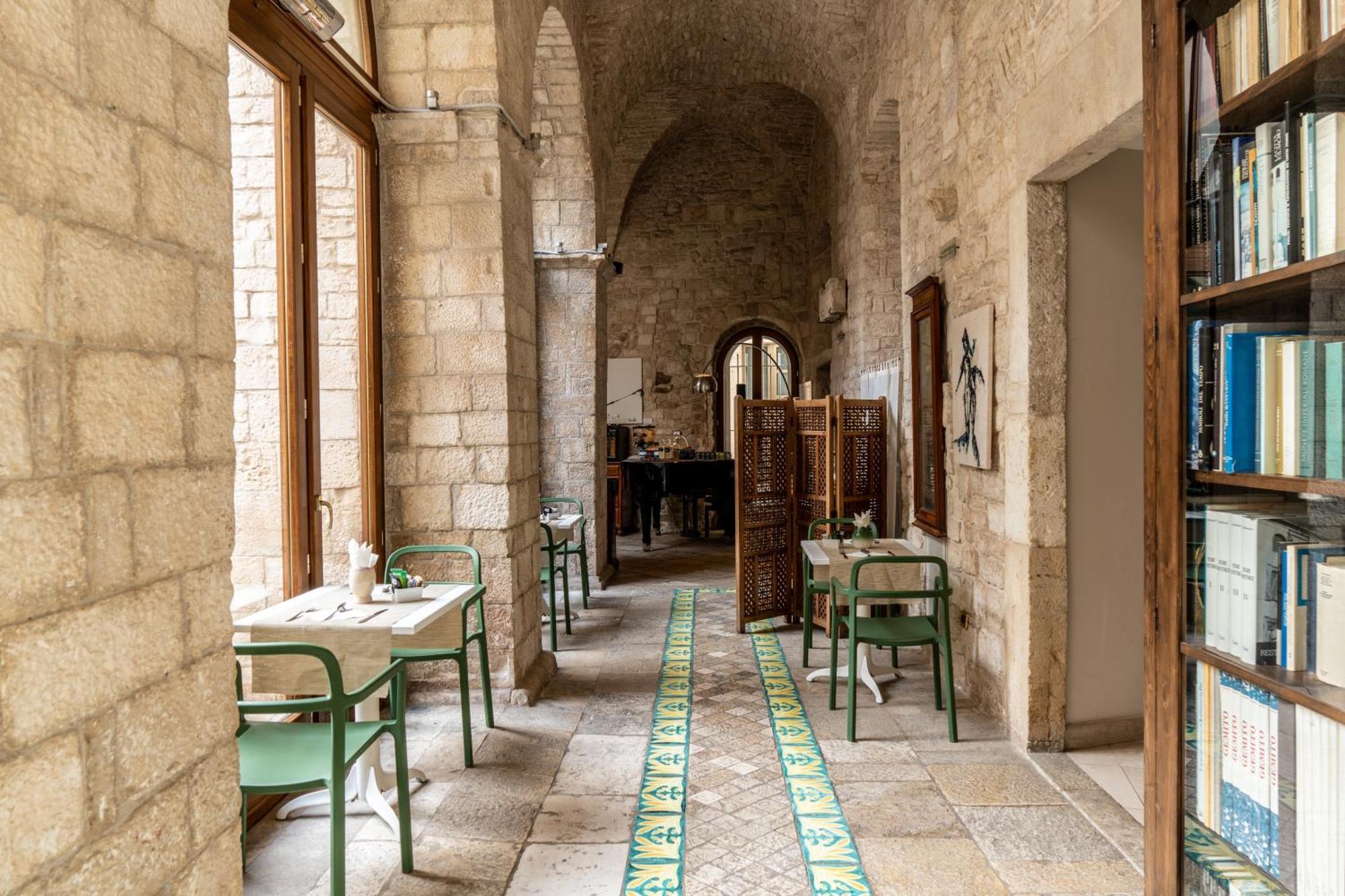 S. Martin Hotel 4*